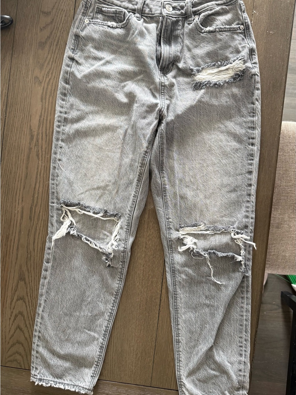 American Eagle Outfitters Gray Distressed Boyfriend Jeans